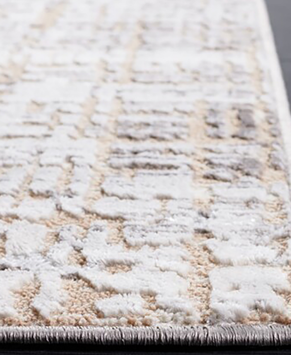 Safavieh Amelia ALA248 x Area Rug - Beige