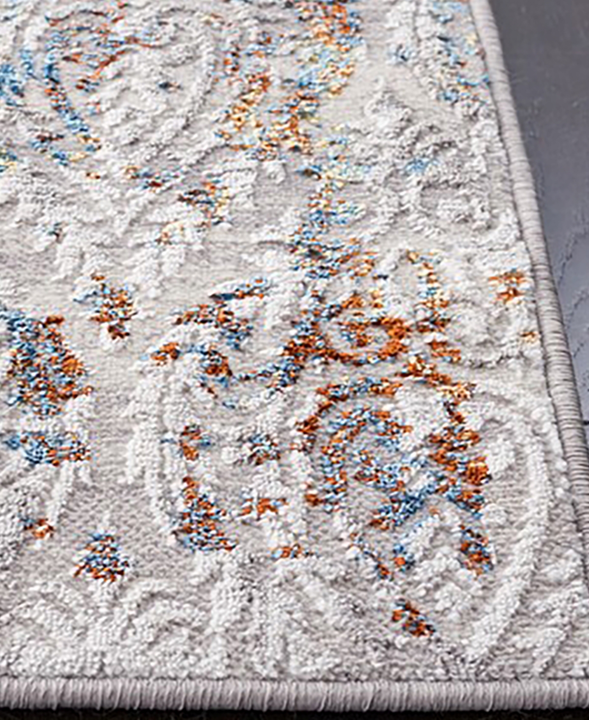 Safavieh Amelia ALA279 Area Rug - Gold