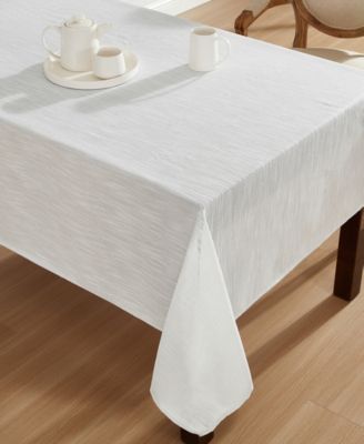 Arabesque Tablecloth, 102" L x 60" W