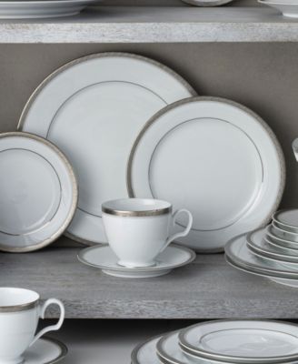 Charlotta 60 Piece Dinnerware Set, Service for 12