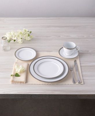 Charlotta 4 Piece 8.25" Salad Plates Set, Service for 4