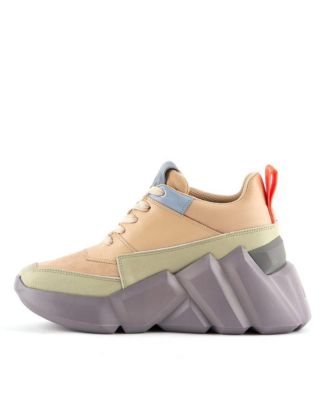 Women's Space Kick Max Sneakers