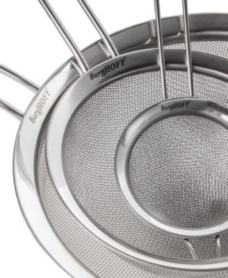 3 Piece Stainless Steel Graduated Strainer Set