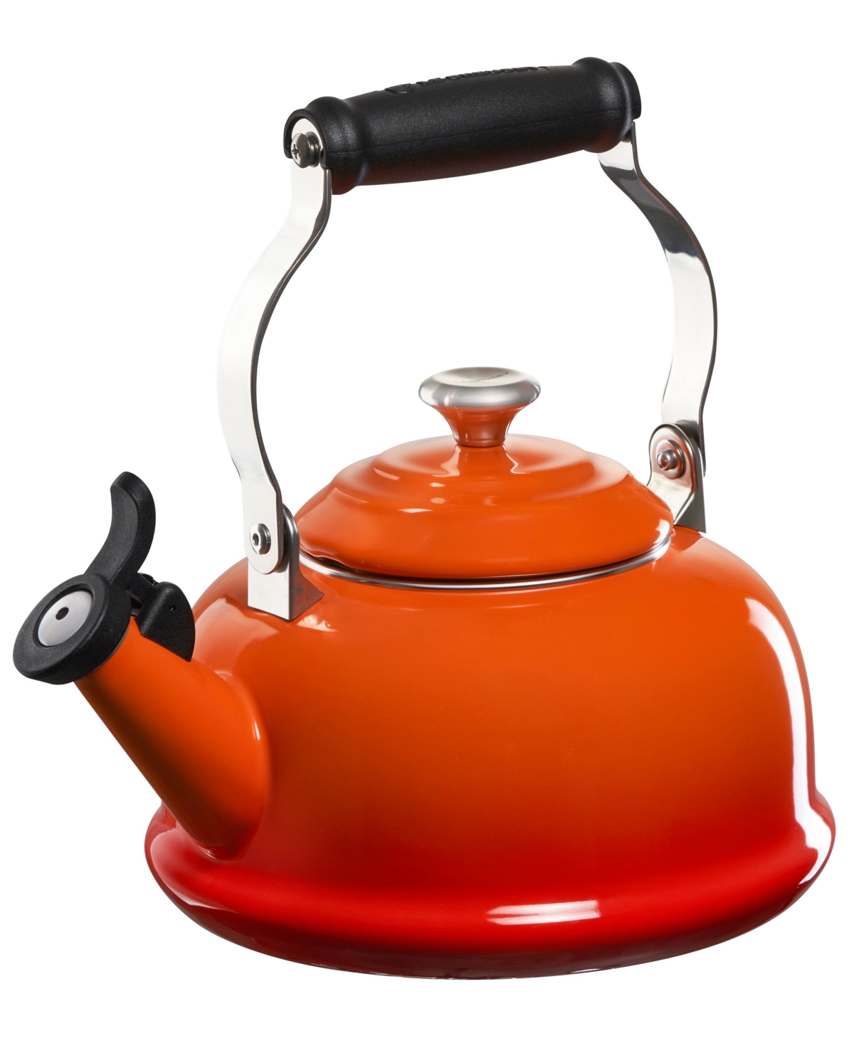 Le Creuset 1.7-quart Stainless Steel Whistling Tea Kettle In Flame