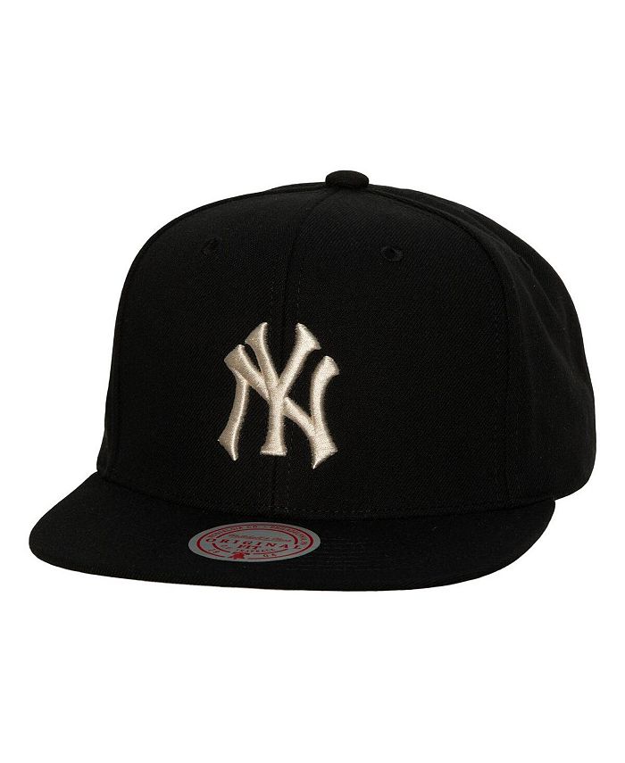 Mitchell & Ness Men's Black New York Yankees Cooperstown Collection ...