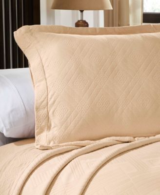 CLOSEOUT! Geometric Fret Textured Jacquard Matelasse All-Season 3-Piece Bedspread Set, Full