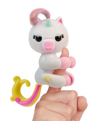 Fingerlings Interactive Baby Unicorn Lulu, 70+ Sounds Reactions