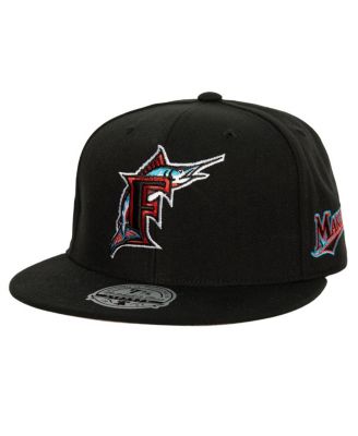 Men's Mitchell & Ness Black/ Florida Marlins Bases Loaded Fitted Hat