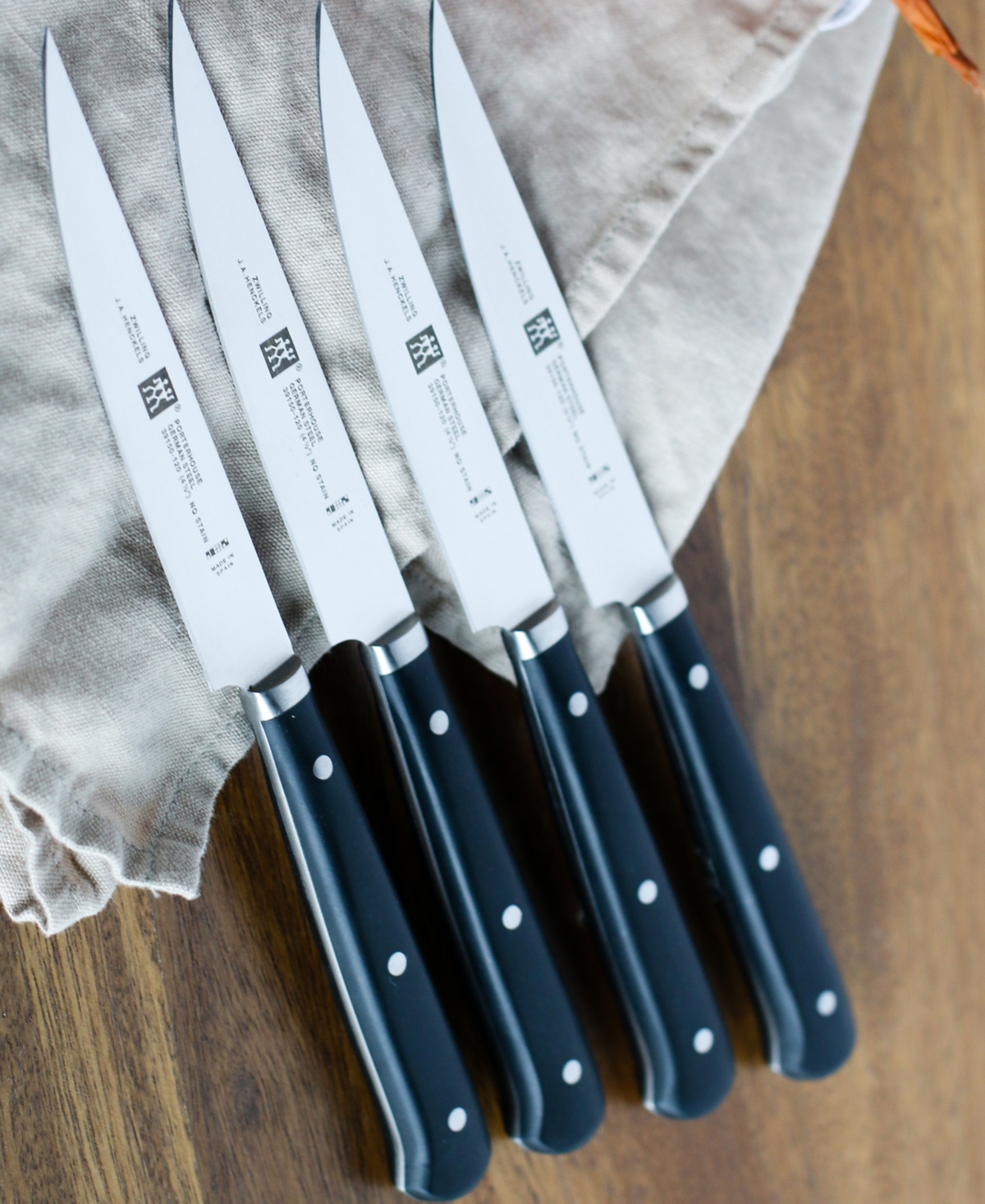 Zwilling J.a. Henckels Porterhouse 4-Pc. Steak Knife Set with Beechwood Box