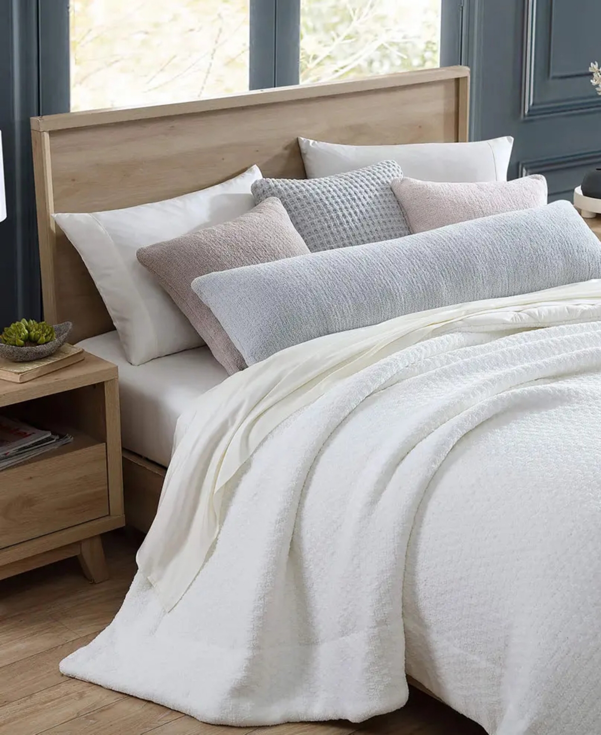 Sunday Citizen Snug Body Pillow