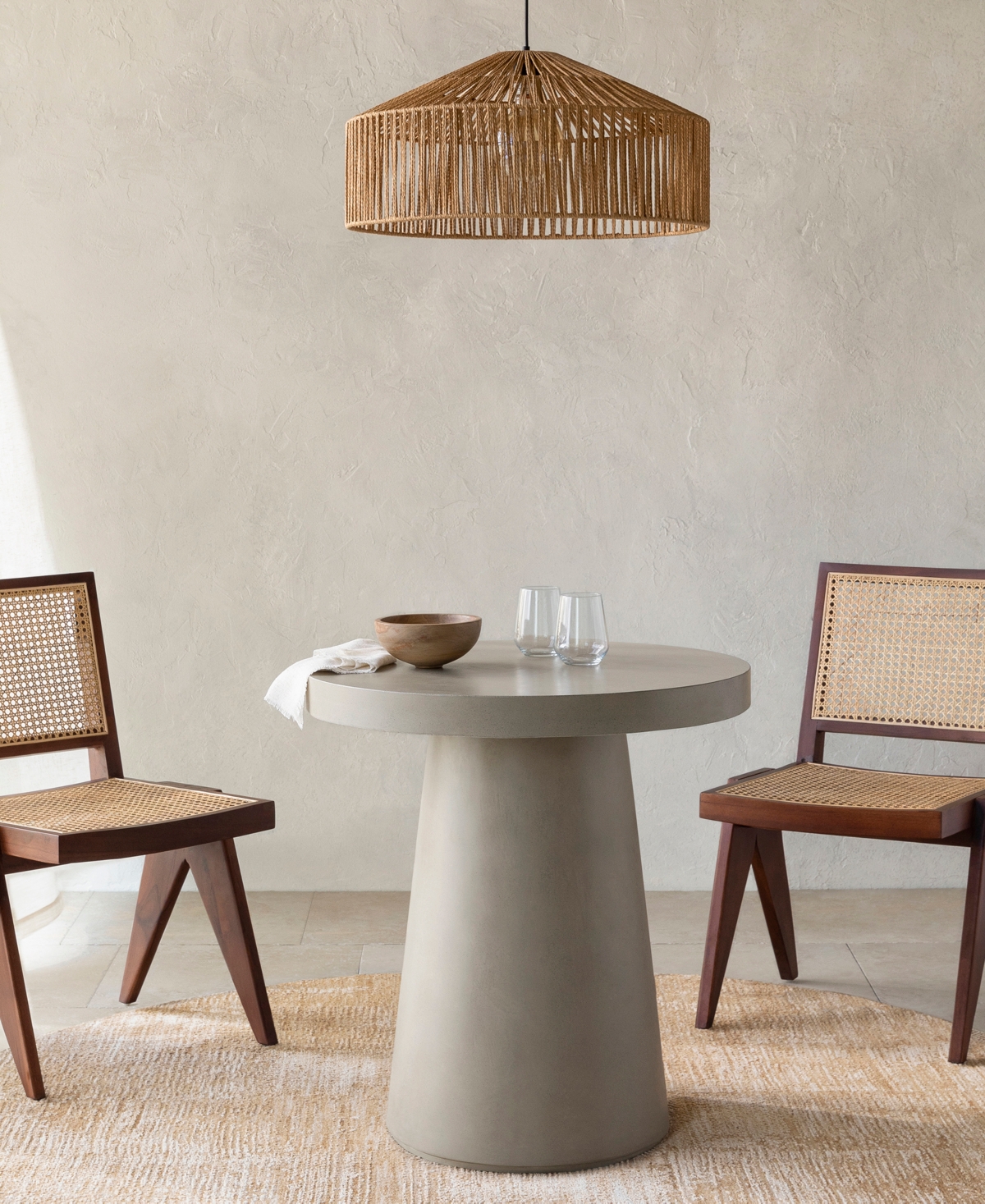 Livabliss Masterpiece High-Low Mpc-2320 6'7" x Round Area Rug