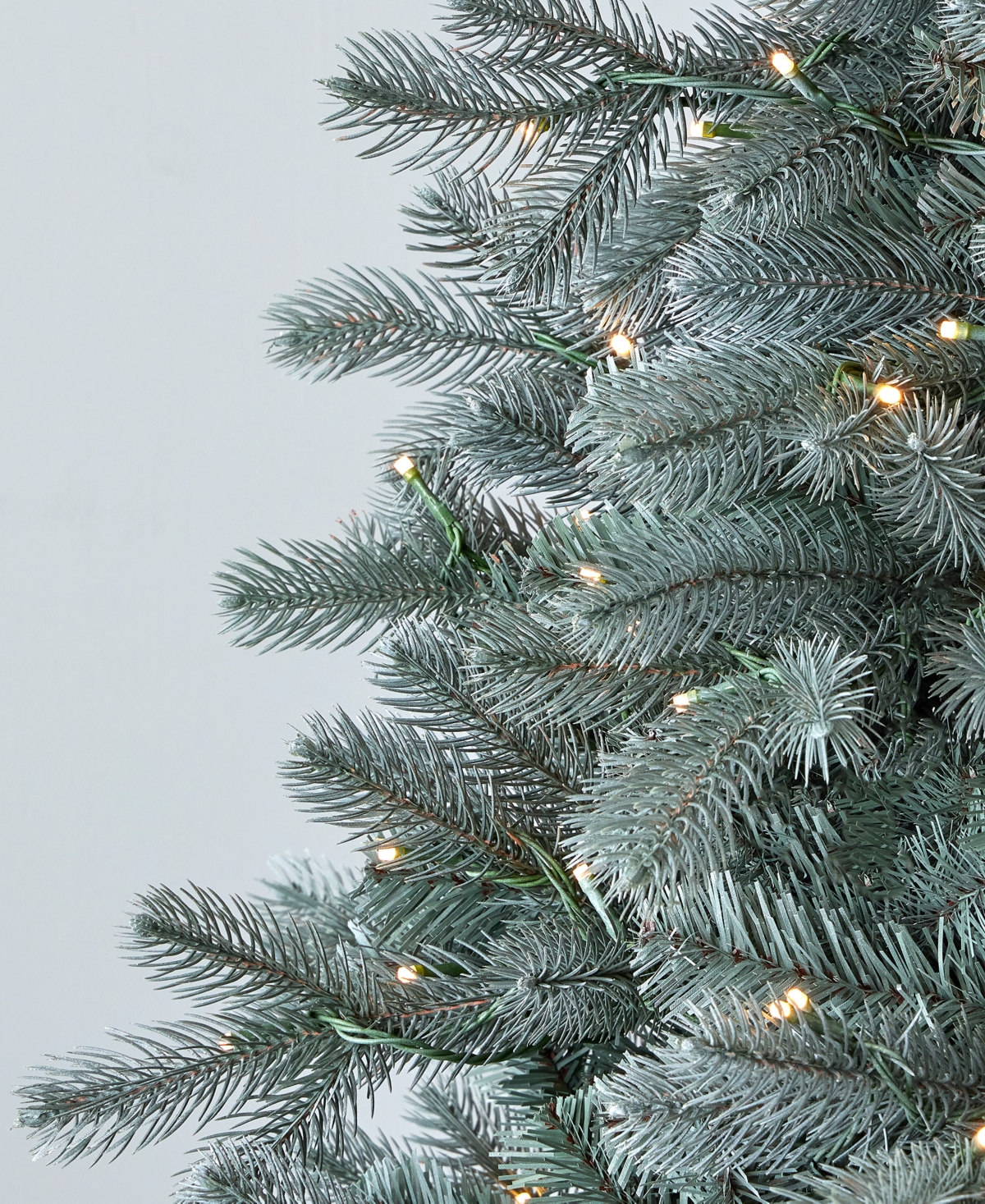 Seasonal Spruce Pre-Lit Pe Mixed Pvc Tree with Metal Stand, 3680 Tips, 700 Warm Led, Ez-Connect, Remote, Storage Bag