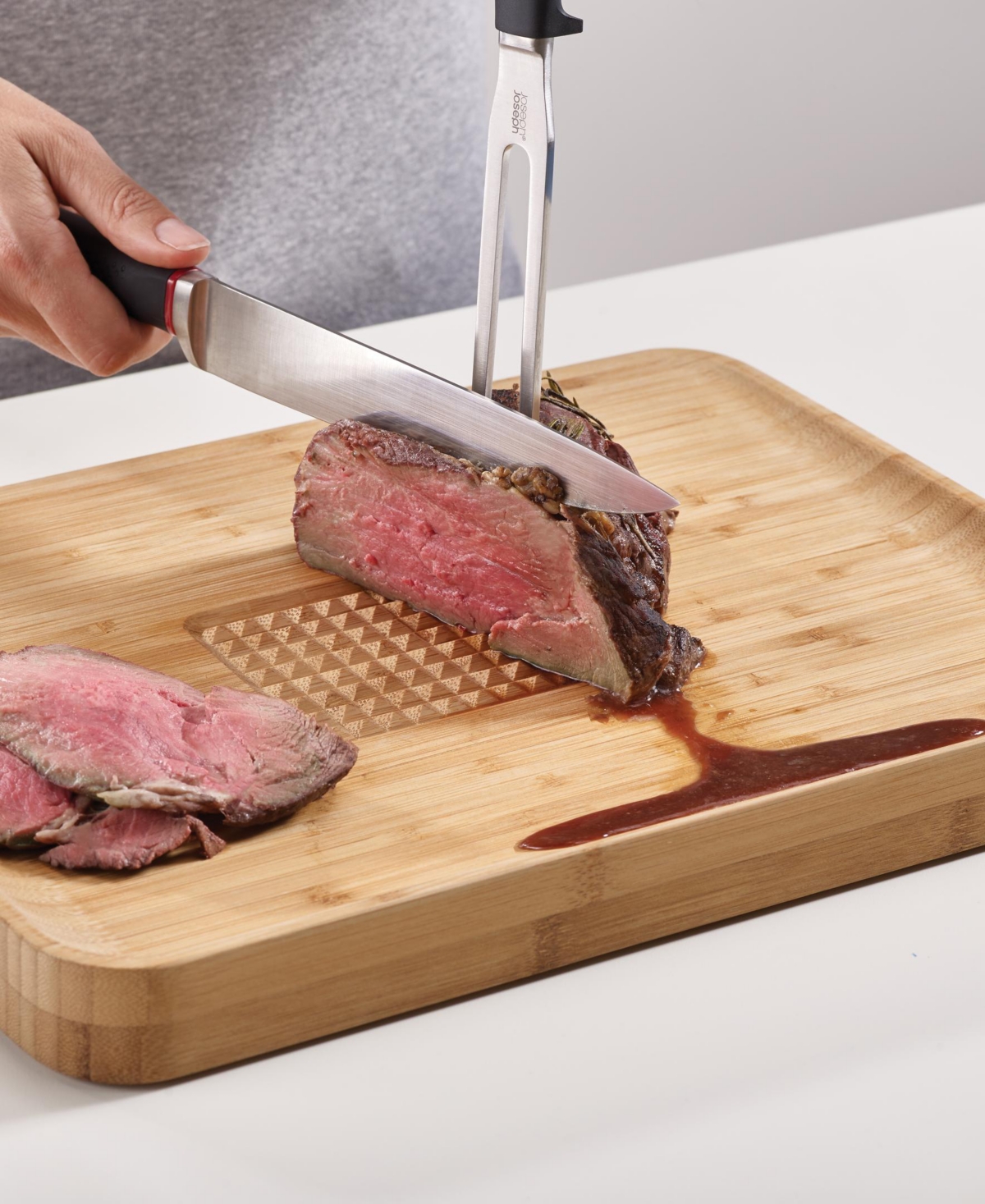 Joseph Joseph Cut&carve Bamboo Chopping Board 40cm In Grey