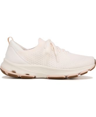 Women's Devotion Fuse Walking Shoes