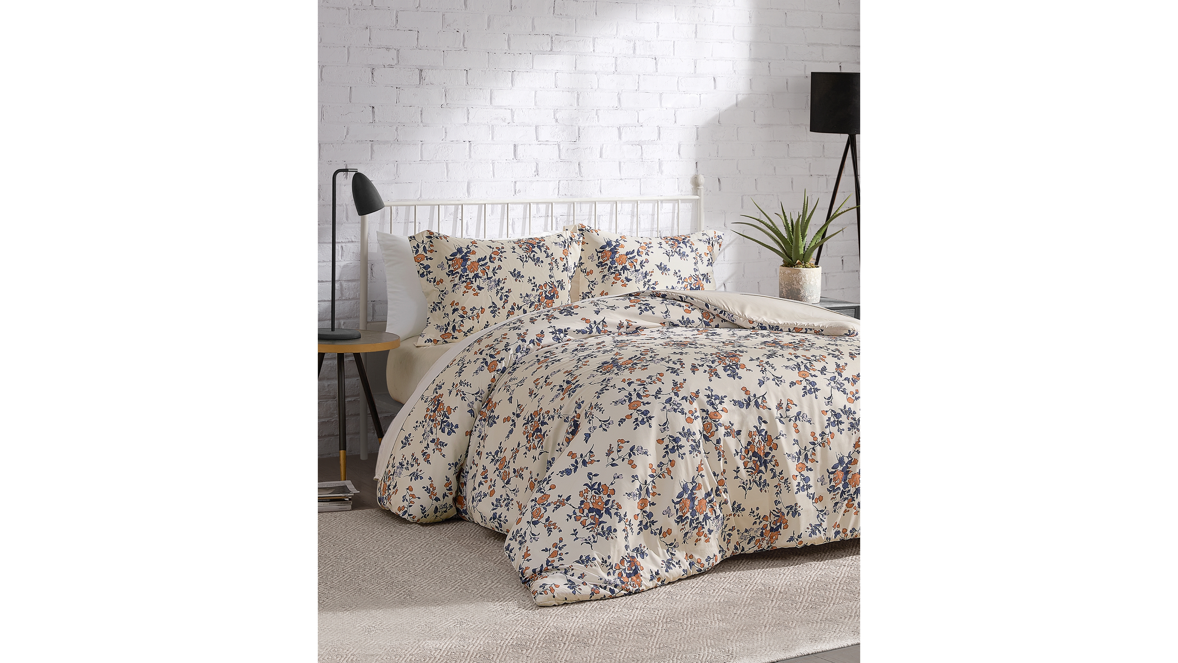 Lucky Brand Garden Bouquet Reversible Microfiber 2-Pc. Duvet Cover Set, Twin/Twin Xl