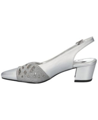 Women's Bizzy Buckle Slingback Pumps