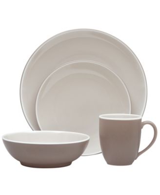 ColorTrio Coupe 4 Piece Place Setting