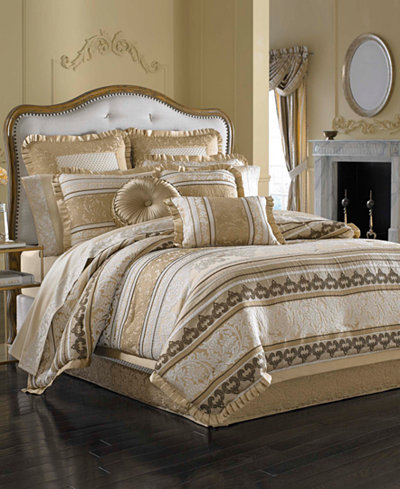 J Queen New York Marcello Gold Queen Comforter Set