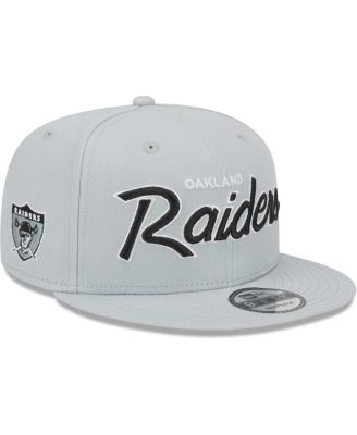 Men s New Era Silver Oakland Raiders Gridiron Classics Main Script 9FIFTY Snapback Hat Macy s