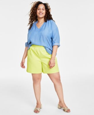 On 34th - Trendy Plus Size Long-Sleeve Split-Neck Top