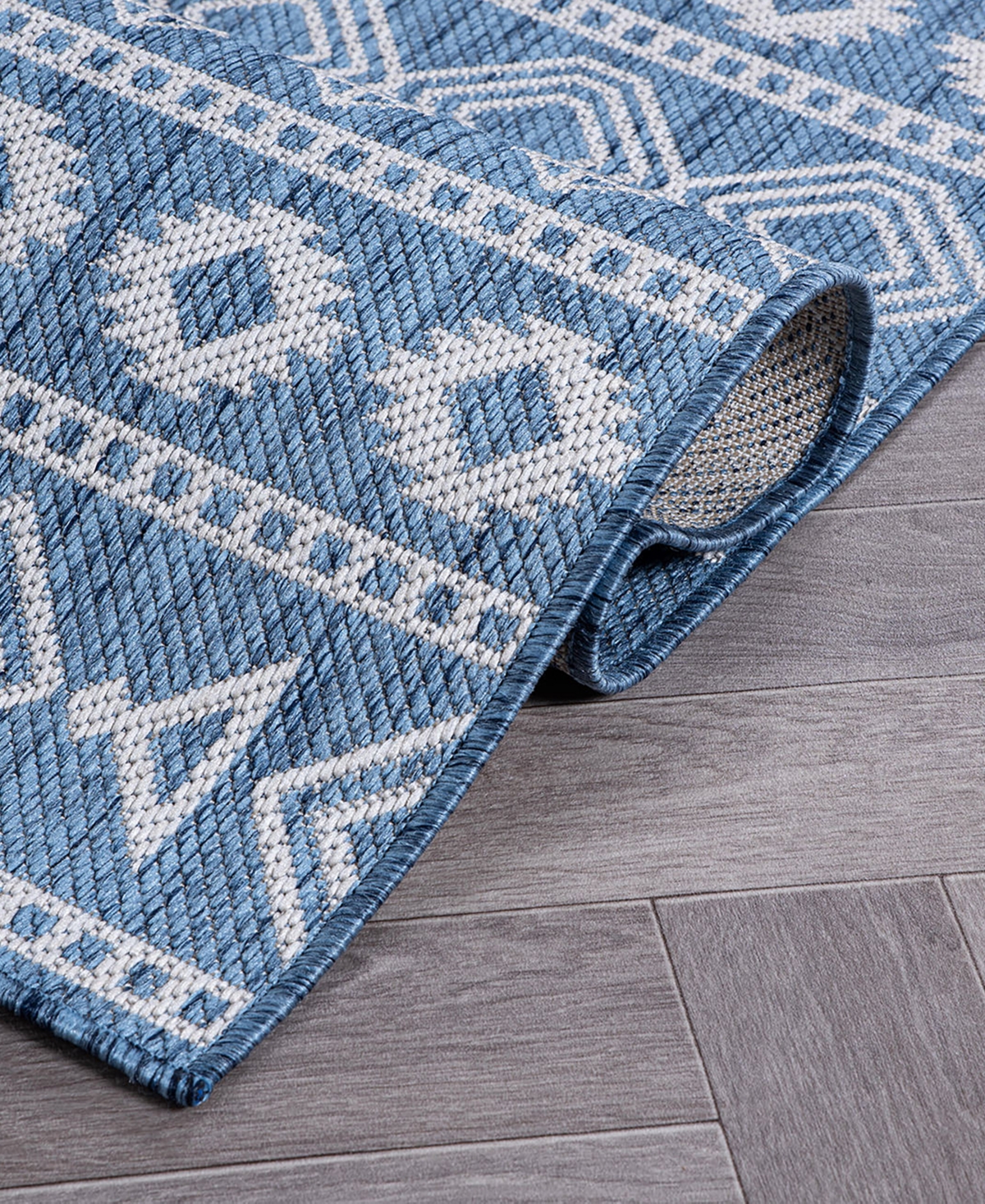 Main Street Rugs Bays Outdoor 123 Area Rug