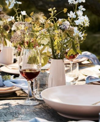 Dining and Entertaining Collection