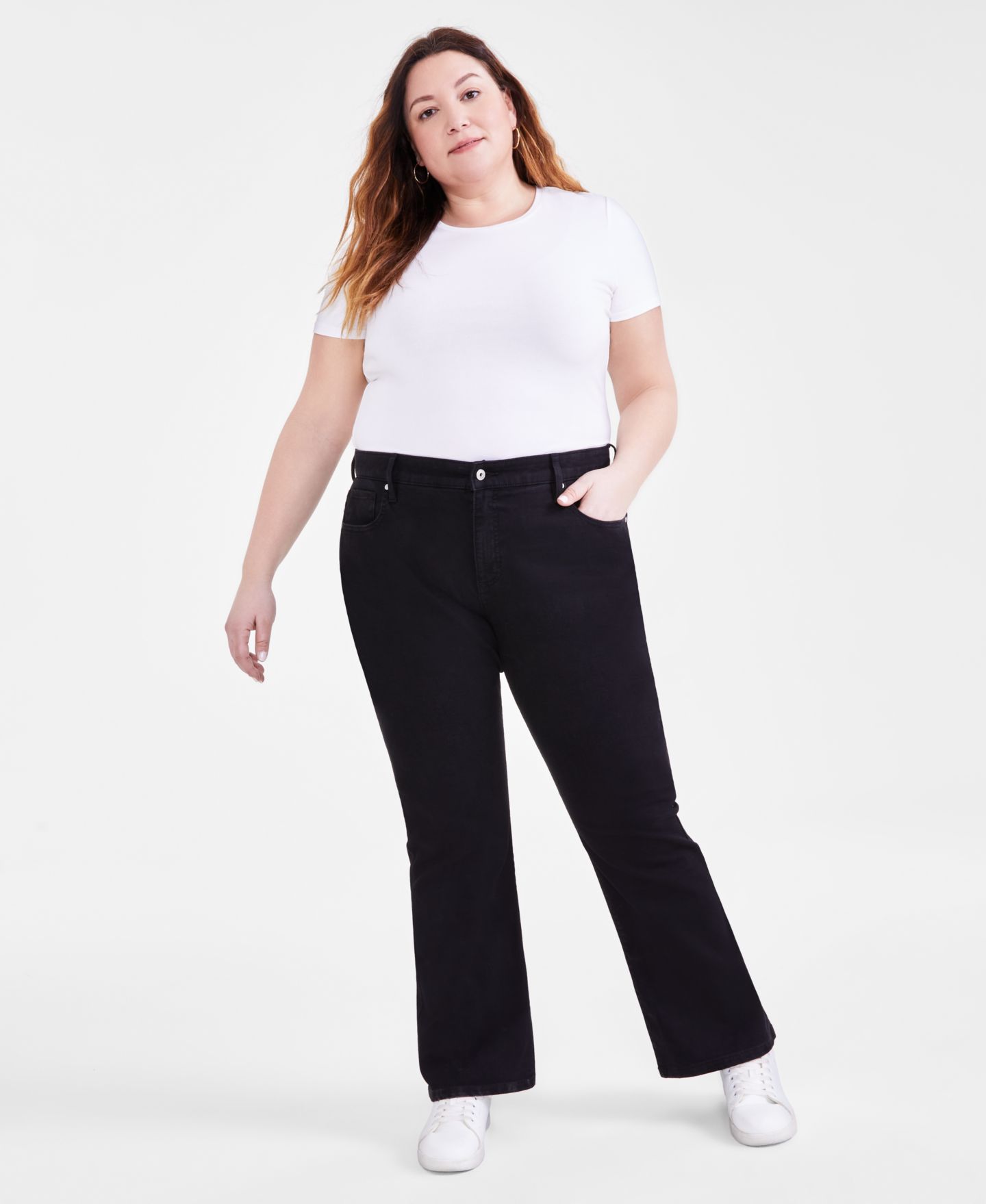 Женские джинсы Style & Co Mid-Rise Curvy Bootcut Jeans, Regular, Short and Long Lengths, цвет: Глубокий чёрный — фото 2