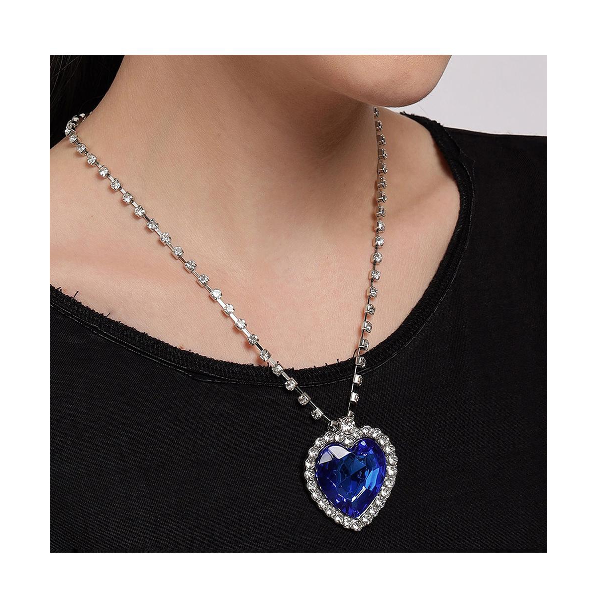 Shop Sohi Women's Blue Heart Stone Pendant Necklace