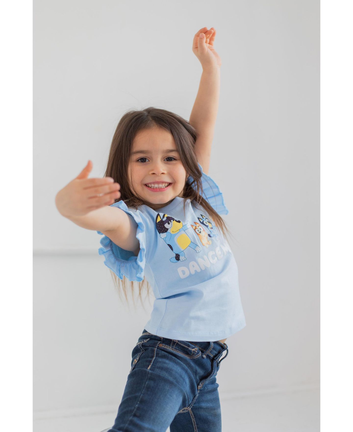 Футболки Bluey Child Bingo and Friends 3 Pack Graphic T-Shirts для девочек-малышей — фото 2