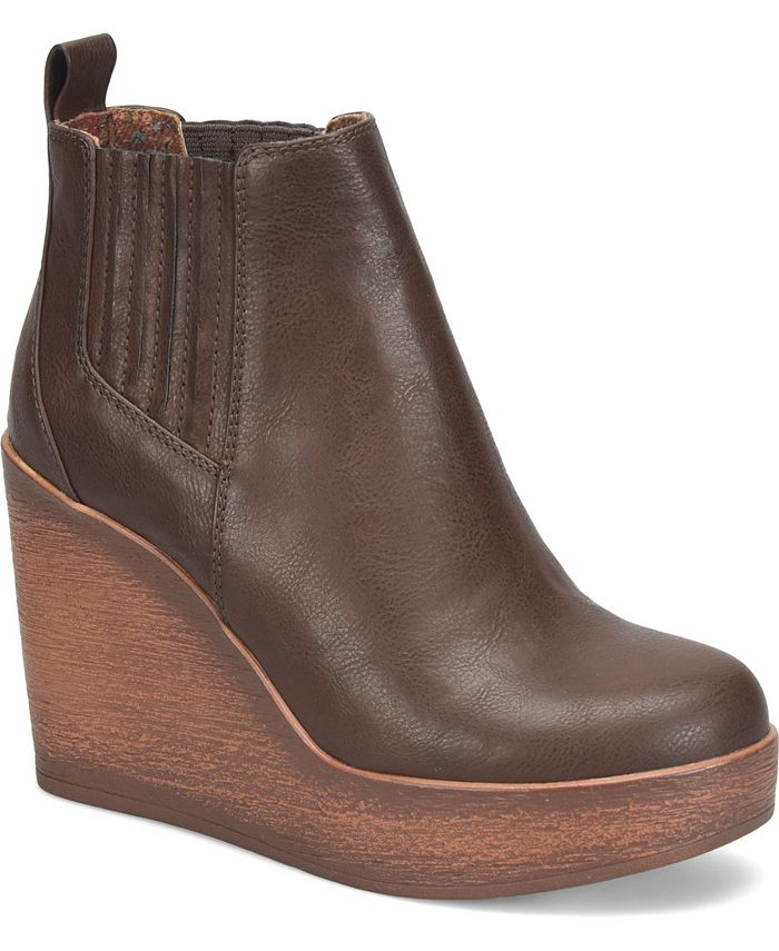 Macys wedge boots 2025