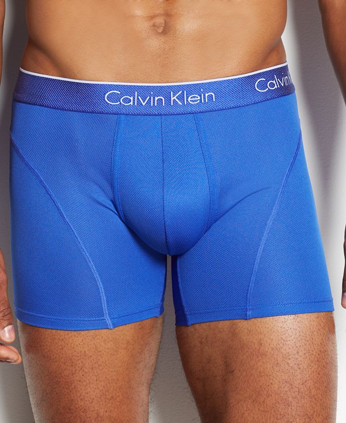 Calvin Klein Men's Air Fx Micro Boxer Brief NB1006 & Reviews - Underwear &  Socks - Men - Macy's