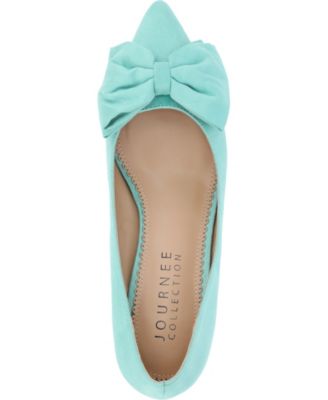 Women's Orana Wide Width Pointed Toe Kitten Heel Pumps