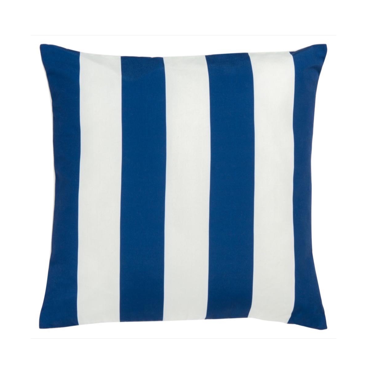 Safavieh Indoor/Outdoor Macie Outdoor 18