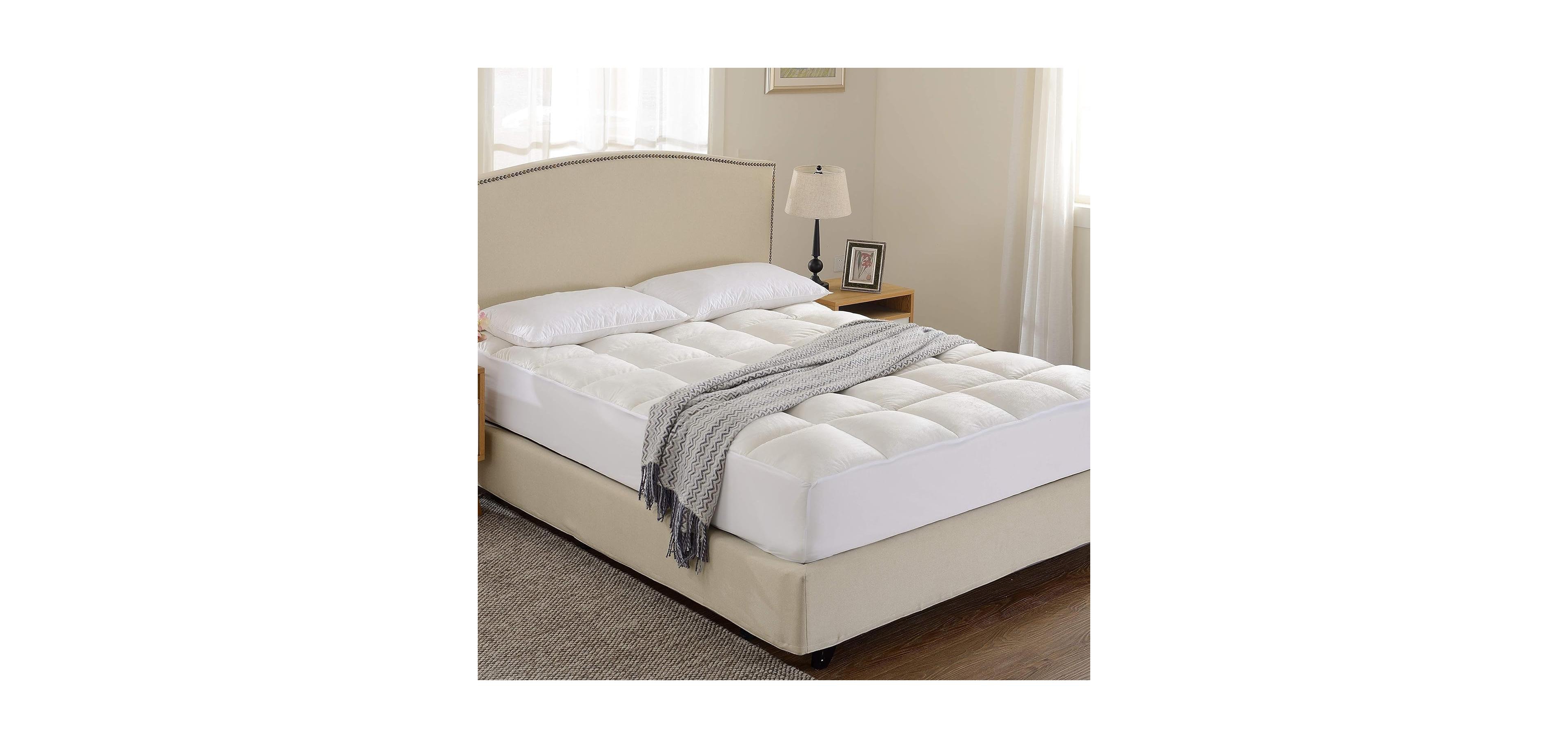 Cheer Collection Ultra Soft Mattress Topper | Silky Smooth and Plush Hypoallergenic Mattress Pad Queen