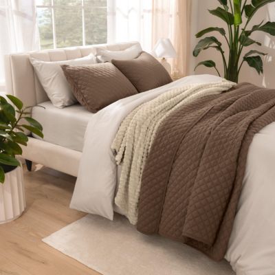 Ultra-soft Diamond Stitched Coverlet 3 Pc Set, Full/Queen