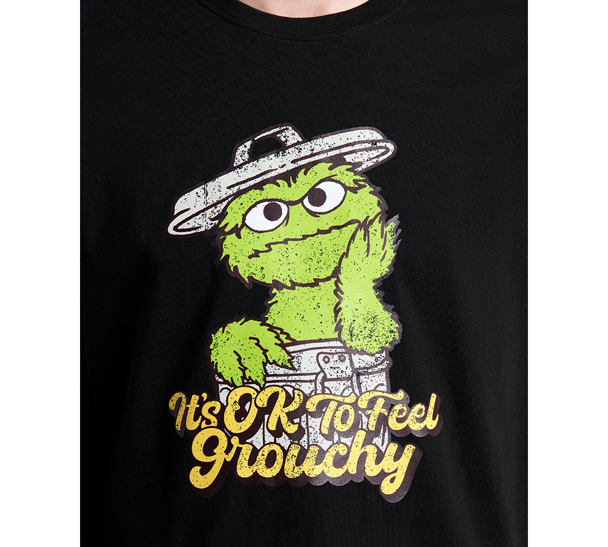 Kenneth Cole X Sesame Street Men's Slim Fit Oscar The Grouch T-Shirt