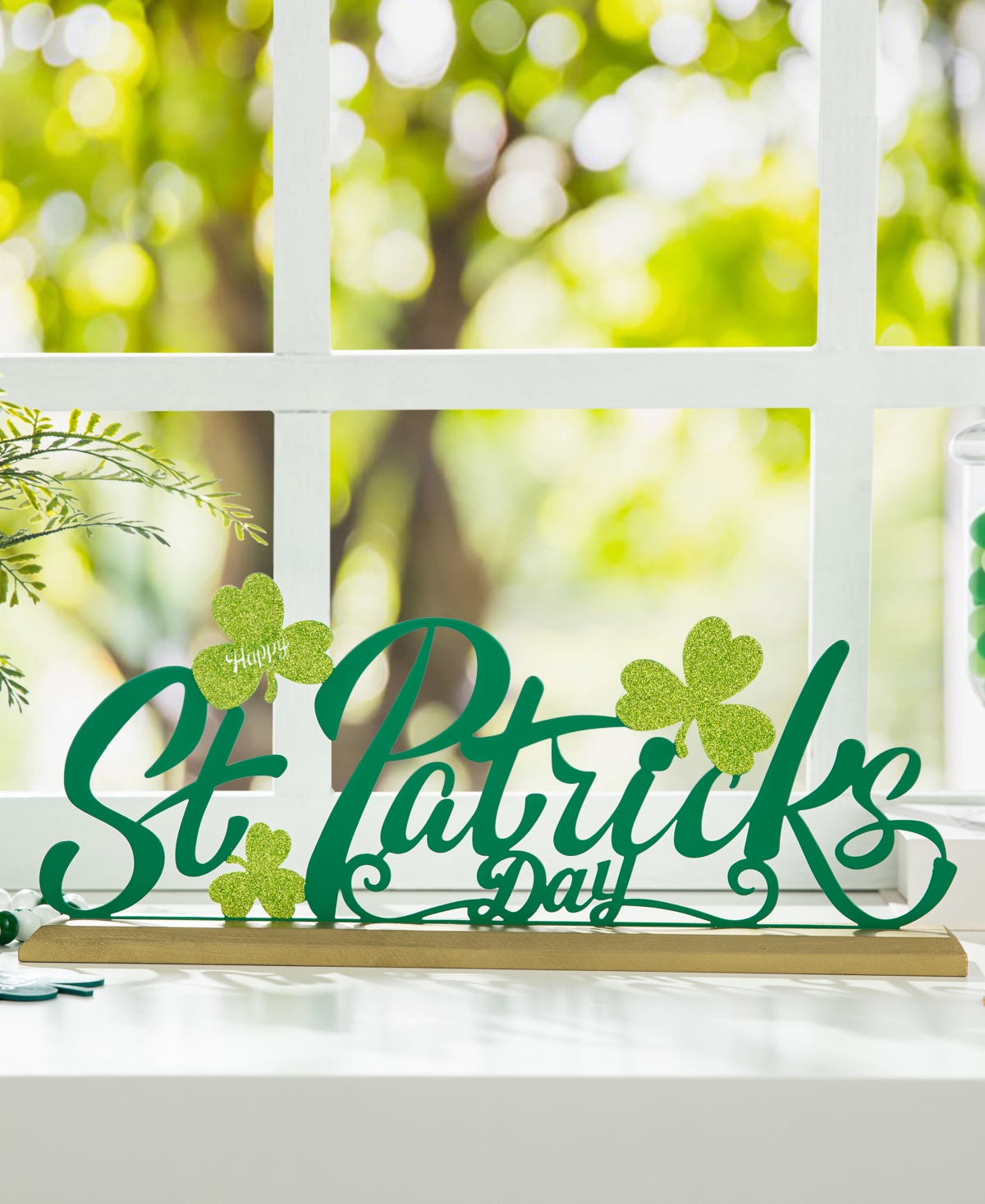 Glitzhome 16" L St. Patrick's Metal Table Decor In Multi