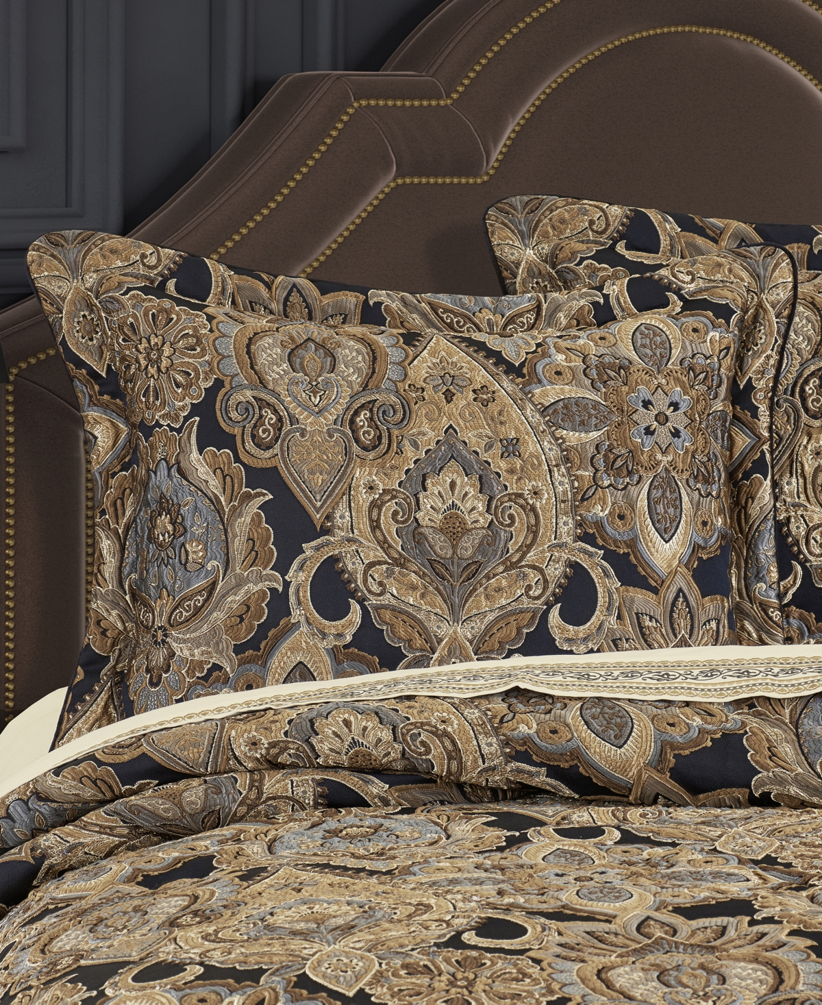 J Queen New York Amara 4 Pc. Comforter Set, California King In Indigo