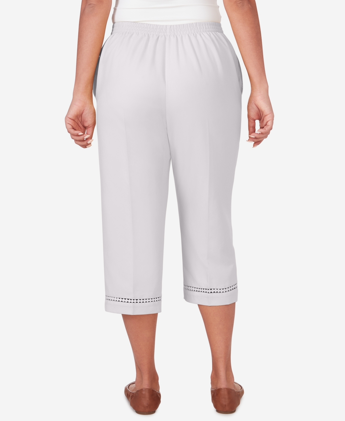 Alfred Dunner Women's Charleston Lace Inset Twill Capri Pants