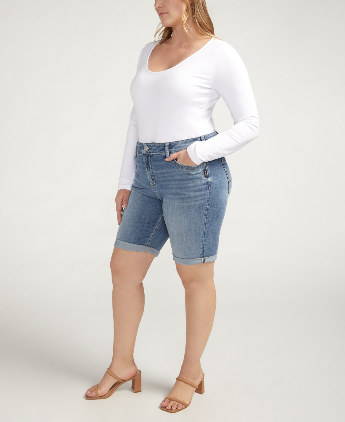Silver Jeans Co. Plus Size Elyse Mid Rise Comfort Fit Bermuda