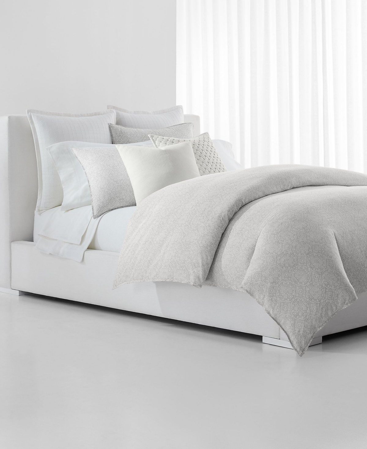Ralph Lauren Sascha Textured Medallion Comforter Sets In Gray