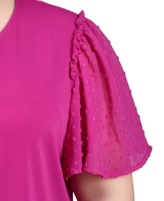 Plus Size Clip Dot Flutter Sleeve Top