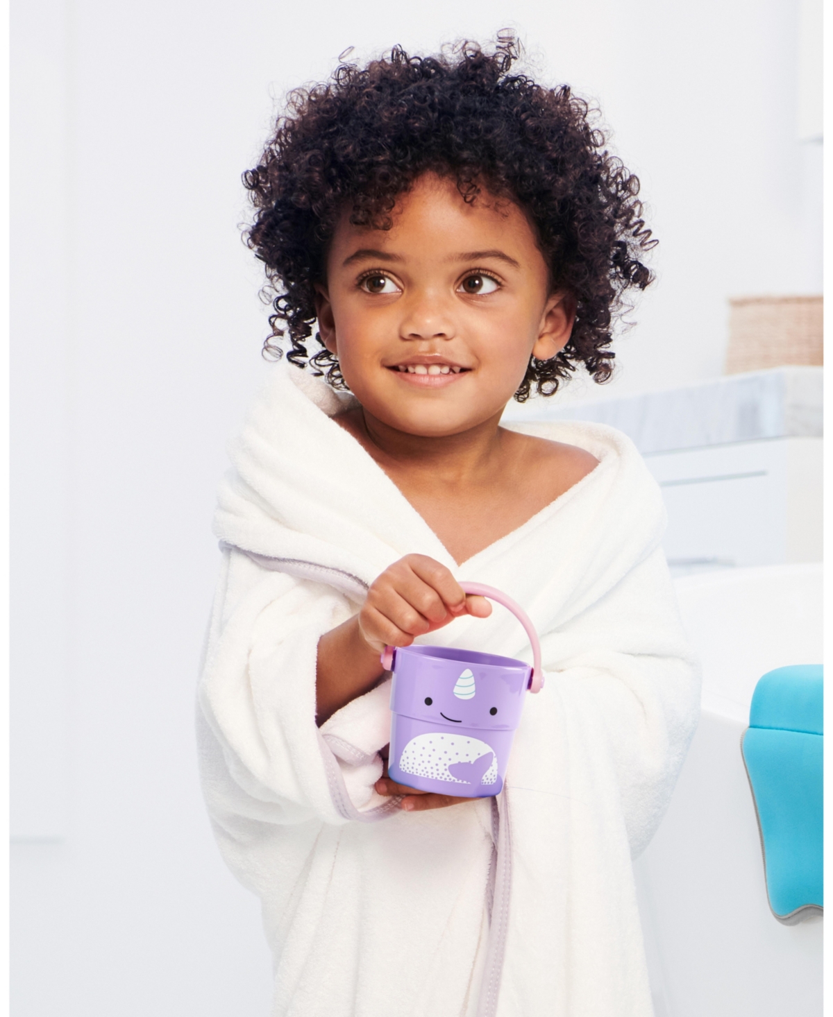 Skip Hop Zoo Stack And Pour Buckets Toy In Multi