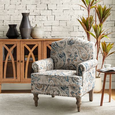 Lakeydra Farmhouse Style Armchair with Pattern Design