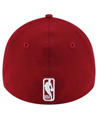 Men's Wine Cleveland Cavaliers Logo 39THIRTY Flex Hat