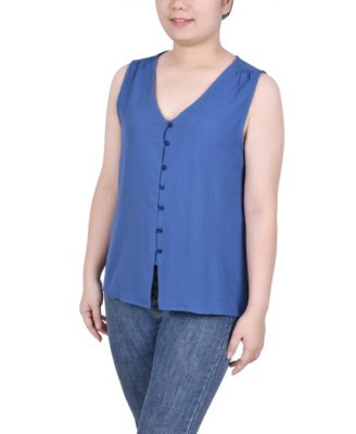 Women's Sleeveless Button-Front Blouse