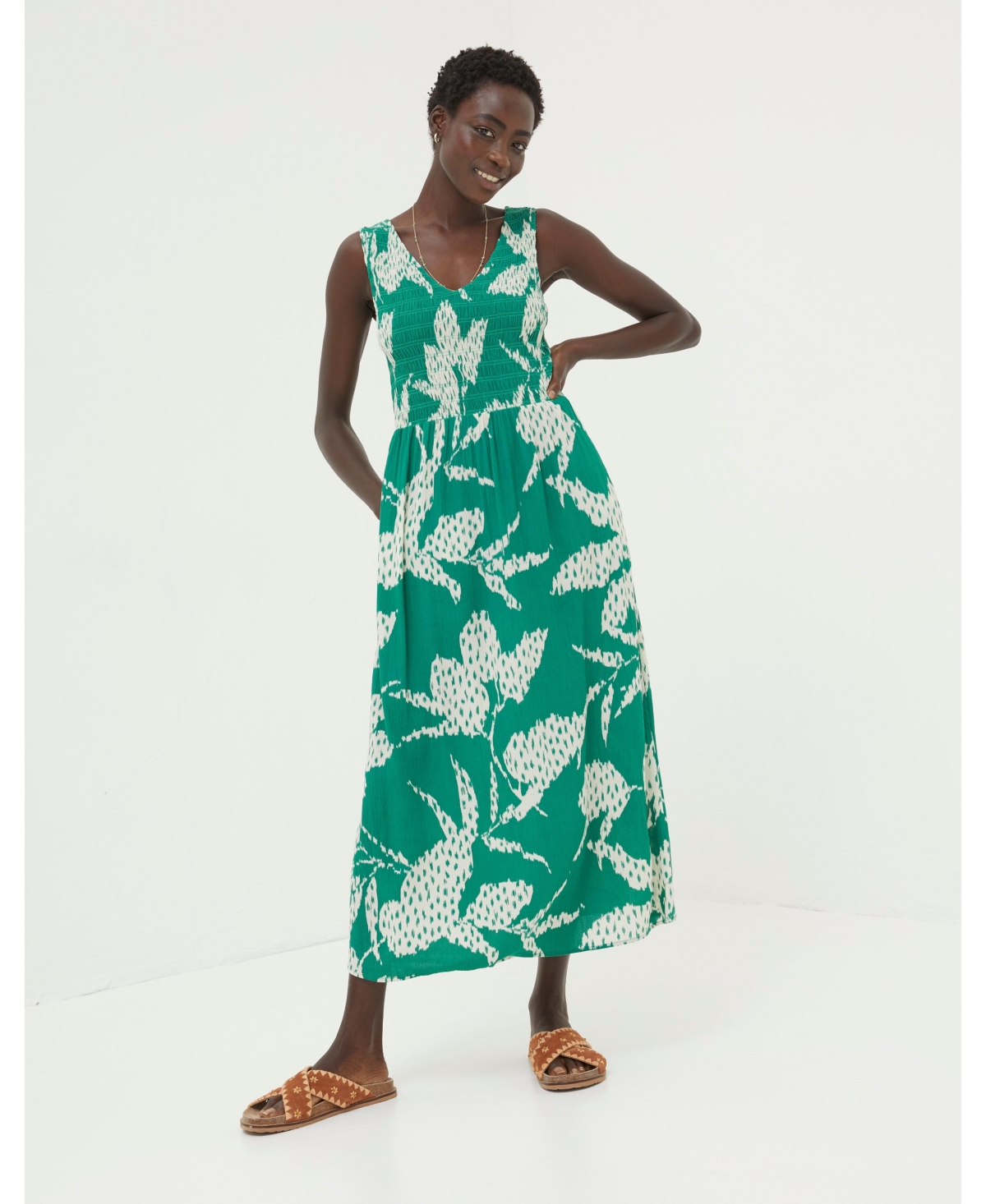 Women's Aria Textured Leaves Midi Dress - Green