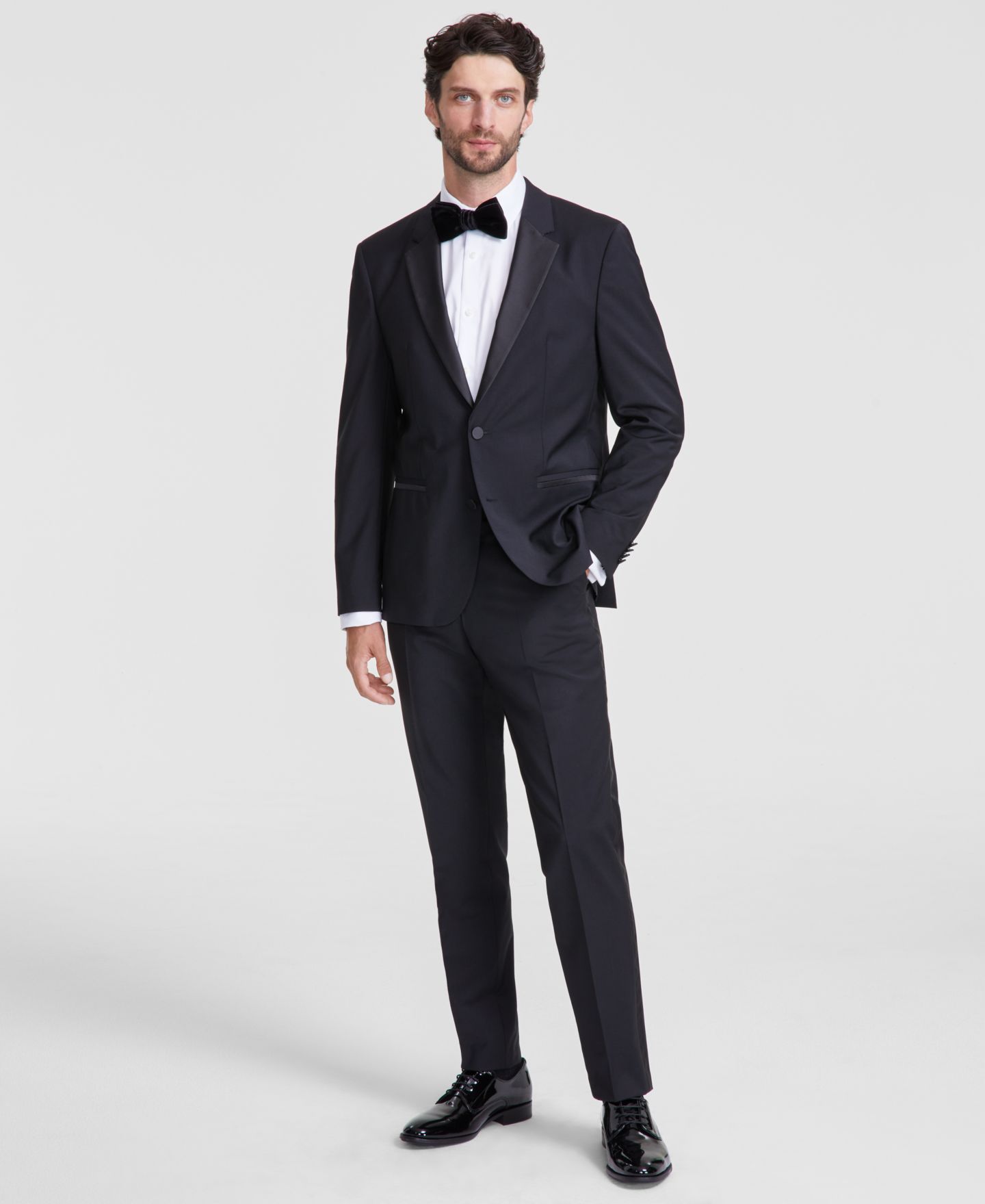 Мужские комплекты Hugo Boss Modern-Fit Wool Blend Black Tuxedo Suit Separates, цвет: Чёрный — фото 1