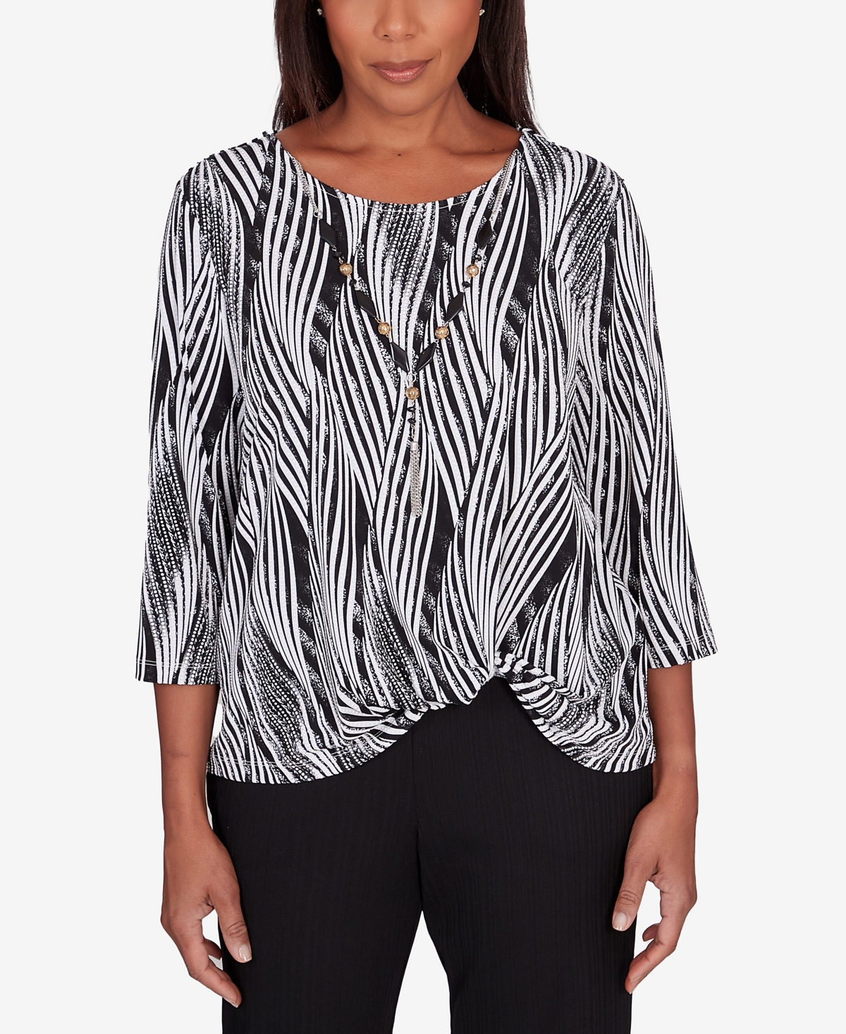 Alfred Dunner Petite Opposites Attract Swirl Necklace Top In Multi