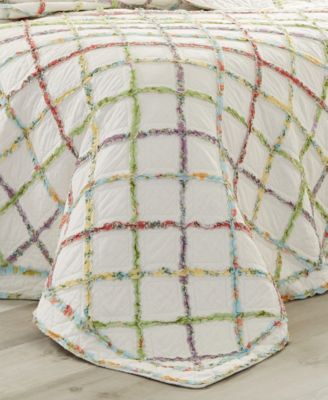 Ruffle Garden Appliqued Diamond Cotton Quilt, Twin